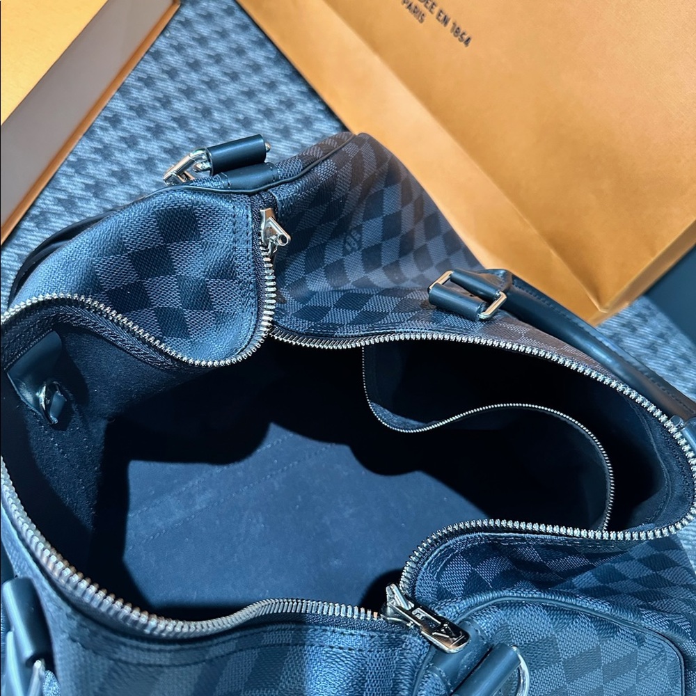 Louis Vuitton Keepall 45 - Picture 2 of 5